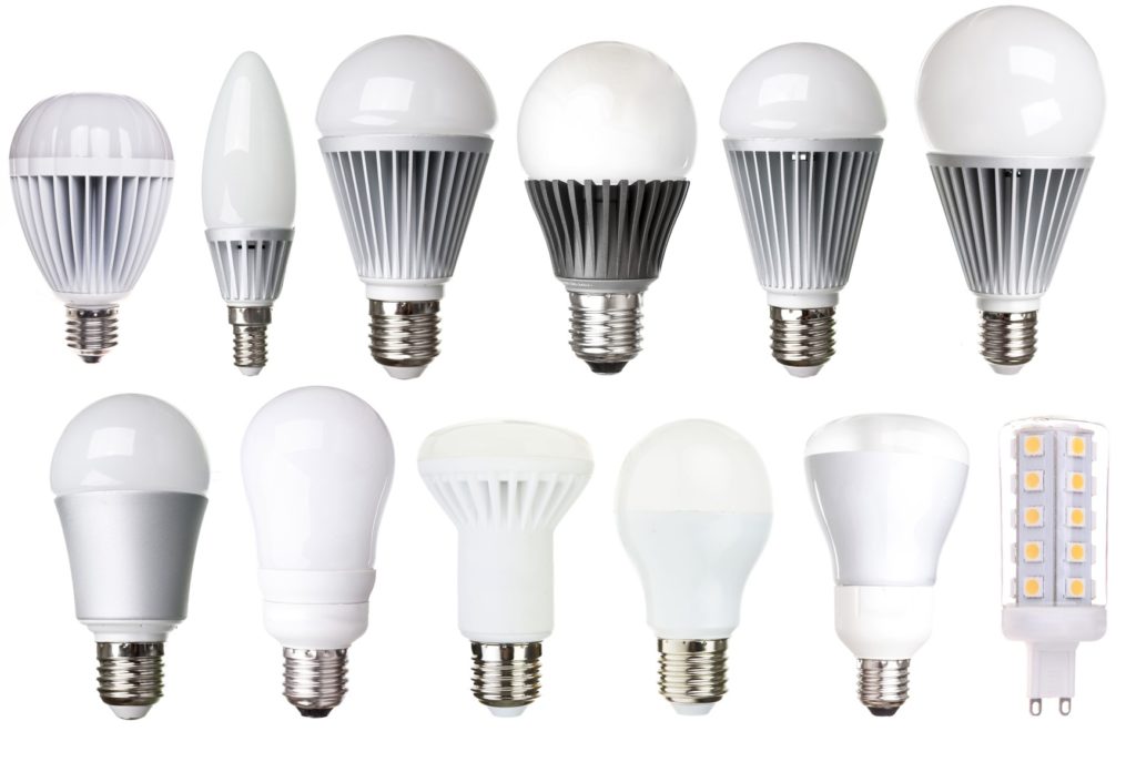 Několik druhů LED žárovek.