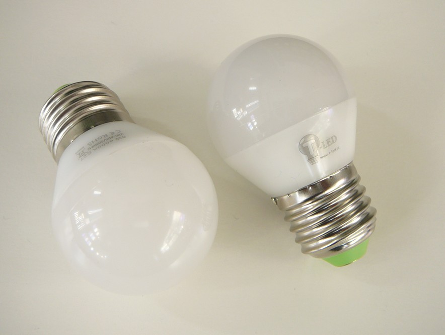 LED žárovka E27 230 V